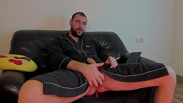 KingMalcom online show from October 5, 2025, 11:56 am