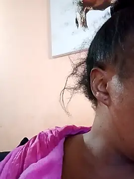 ZOQULUx online show from February 24, 2026, 4:35 am