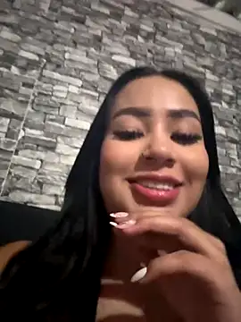 Snapshot of Luisa_Fernandaa chatting on October 19, 2025, 1:08 am Luisa Fernandaa online show from October 19, 2025, 1:08 am