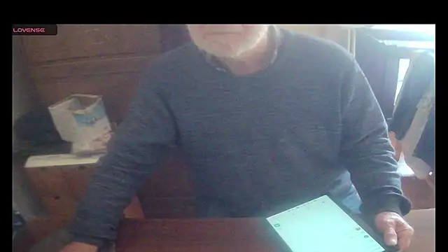 Snapshot of terrybare chatting on February 1, 2026, 10:57 am terrybare online show from February 1, 2026, 10:57 am