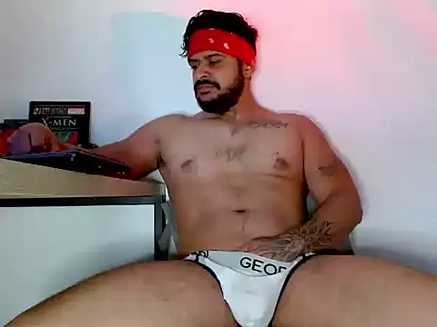 marcusphoenix666 online show from April 8, 2026, 1:45 pm