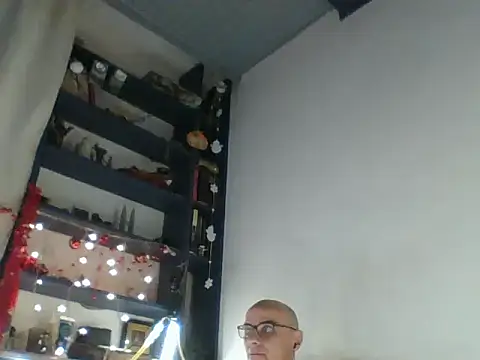 Snapshot of Karabinek666 chatting on January 11, 2026, 8:16 pm Karabinek666 online show from January 11, 2026, 8:16 pm