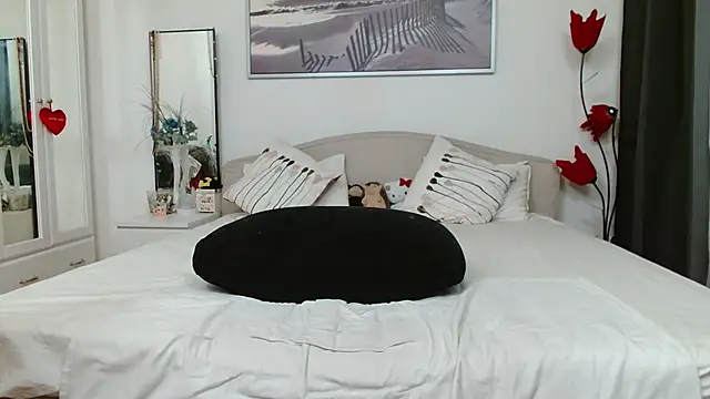 YulliaMilf online show from April 2, 2026, 8:48 pm