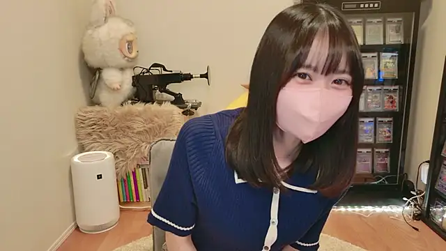 Snapshot of HIKARI_x0 chatting on March 10, 2026, 2:32 pm HIKARI x0 online show from March 10, 2026, 2:32 pm