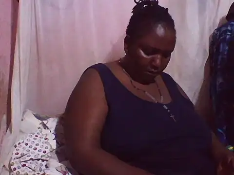 Snapshot of big_clits chatting on September 19, 2025, 3:27 pm big clits online show from September 19, 2025, 3:27 pm