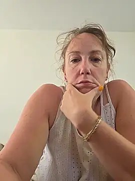 Wisie Cutie online show from June 28, 2026, 11:16 am