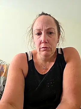 Snapshot of Wisie_Cutie chatting on May 8, 2026, 12:20 pm Wisie Cutie online show from May 8, 2026, 12:20 pm