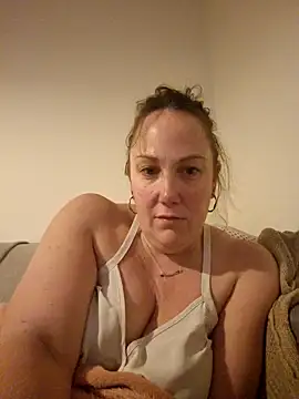 Snapshot of Wisie_Cutie chatting on January 9, 2025, 10:20 pm Wisie Cutie online show from January 9, 2025, 10:20 pm