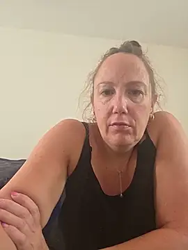 Snapshot of Wisie_Cutie chatting on May 31, 2026, 11:27 am Wisie Cutie online show from May 31, 2026, 11:27 am