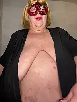 mariannecox online show from February 14, 2025, 9:21 pm