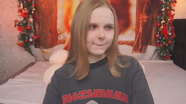 Snapshot of minx_g1rl chatting on December 6, 2024, 3:06 pm minx g1rl online show from December 6, 2024, 3:06 pm