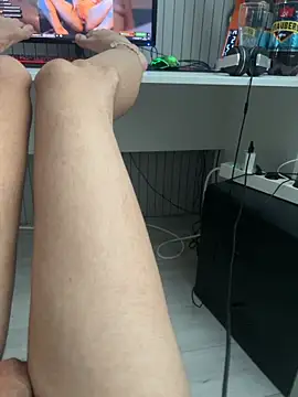 tannedpussy15 online show from April 29, 2026, 10:19 am