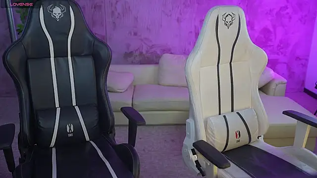 Snapshot of Kisasolo chatting on March 3, 2025, 3:32 pm Kisasolo online show from March 3, 2025, 3:32 pm