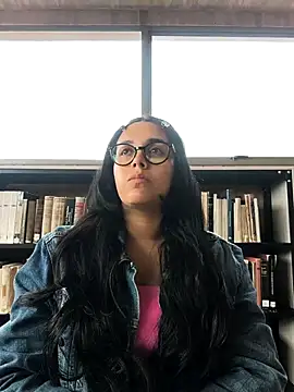 Snapshot of Annya-sweet chatting on February 2, 2026, 2:49 pm Annya-sweet online show from February 2, 2026, 2:49 pm