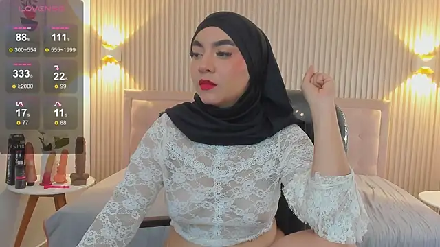 Sooffii 1 online show from March 5, 2025, 5:18 am