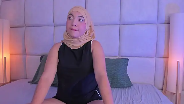 Sooffii 1 online show from November 15, 2025, 2:15 am