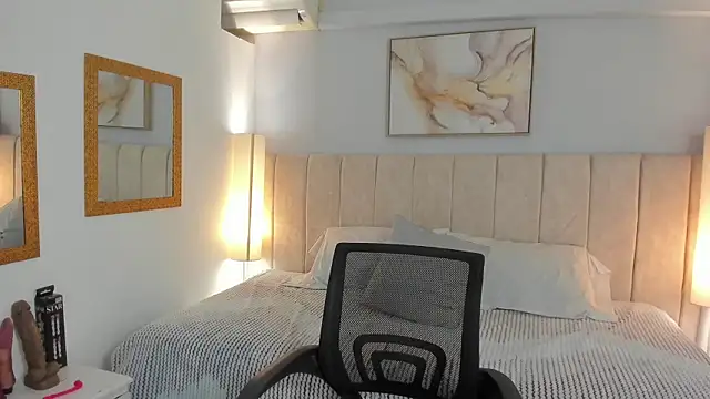 Sooffii 1 online show from February 27, 2025, 10:20 pm