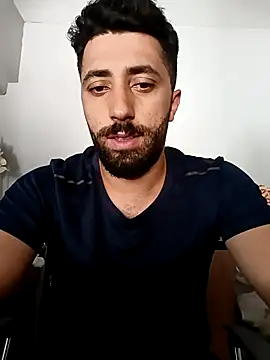 Snapshot of Rakiyy34 chatting on September 18, 2025, 9:34 am Rakiyy34 online show from September 18, 2025, 9:34 am