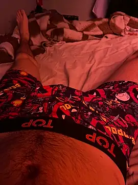 esteban 69 online show from February 3, 2025, 8:46 pm