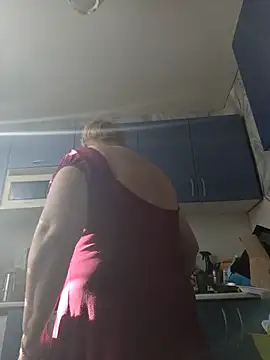 Snapshot of EffectFiona chatting on February 11, 2026, 7:30 am EffectFiona online show from February 11, 2026, 7:30 am