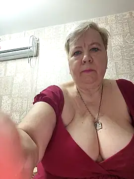 Snapshot of EffectFiona chatting on February 1, 2026, 10:52 pm EffectFiona online show from February 1, 2026, 10:52 pm