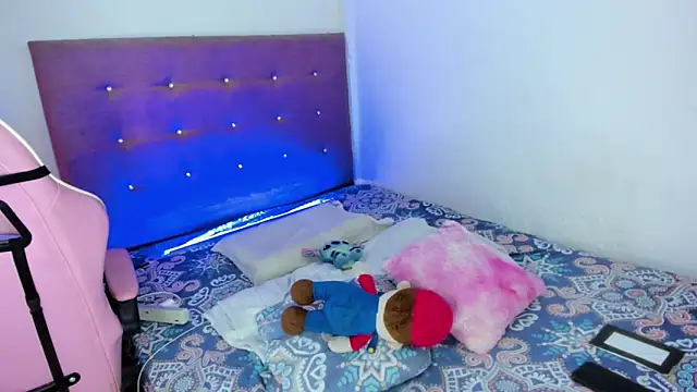 OSORIOMAFE online show from March 13, 2025, 12:24 pm