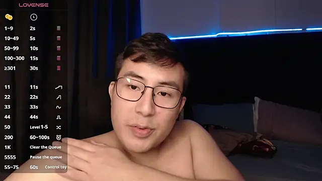 andrewmhilton  online show from October 20, 2025, 6:15 am