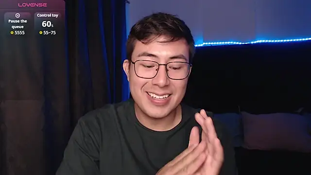 andrewmhilton  online show from April 12, 2026, 5:00 am