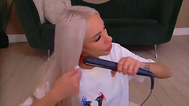 Bailey Rush online show from March 27, 2026, 6:42 pm