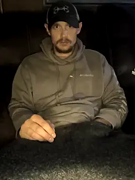 Midwestalpha online show from October 23, 2025, 8:02 am