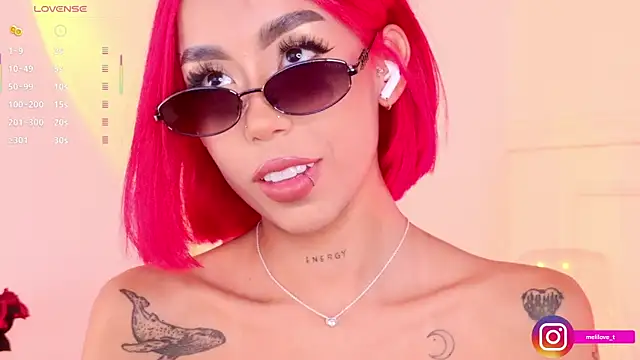 Mely-taylor online show from November 21, 2025, 9:14 pm