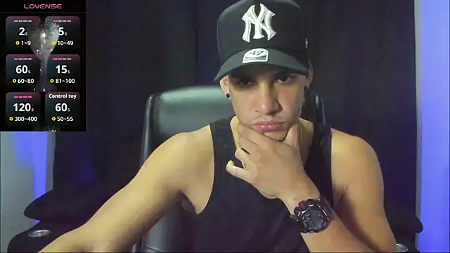 jhonnysnow17 online show from September 13, 2025, 7:52 am