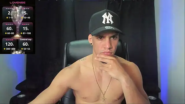 jhonnysnow17 online show from September 11, 2025, 7:03 pm