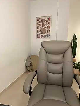 Snapshot of ari_artis chatting on February 23, 2026, 11:05 pm ari artis online show from February 23, 2026, 11:05 pm