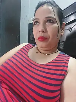 Poojabhabi101 online show from July 8, 2026, 5:41 am