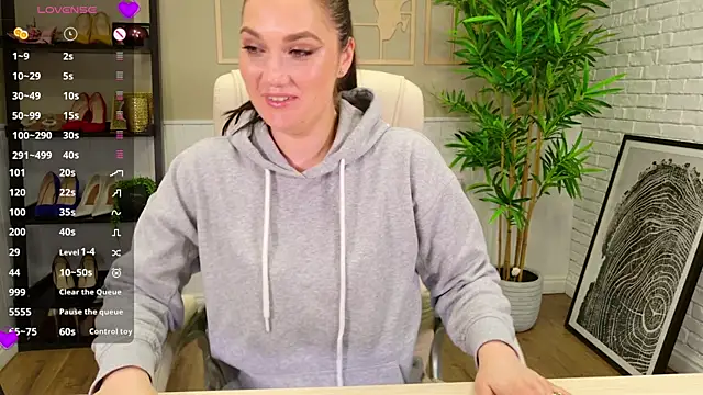 SelineSole online show from April 9, 2026, 3:40 pm