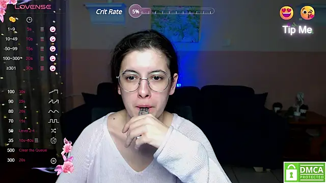 Aminabeatris online show from March 20, 2025, 12:43 pm