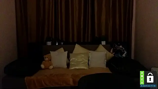 Aminabeatris online show from February 15, 2026, 12:26 pm