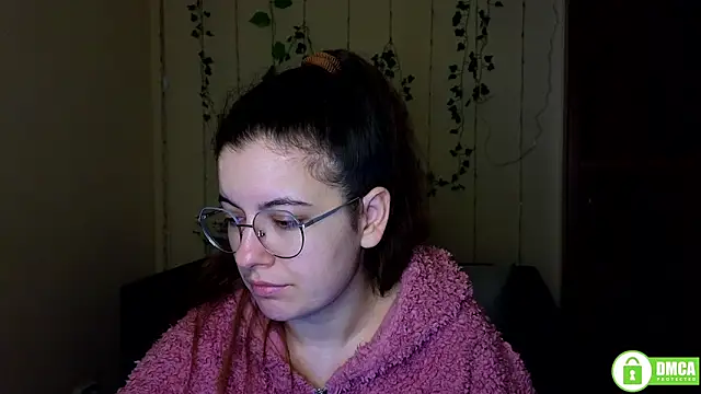 Aminabeatris online show from January 8, 2026, 6:41 am