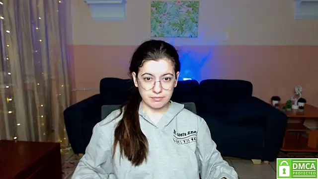 Aminabeatris online show from March 12, 2025, 6:29 am