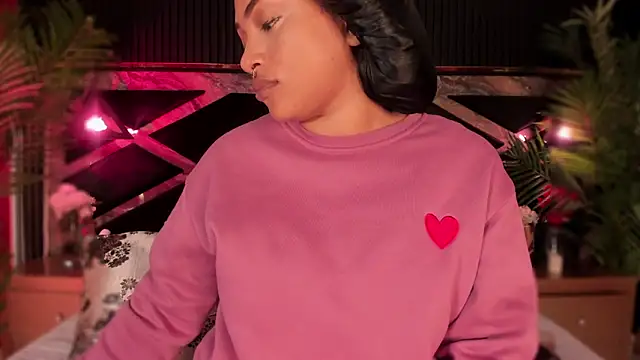 Aluna sweet online show from November 8, 2025, 11:41 pm