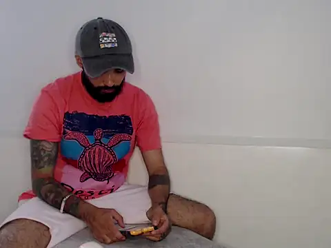 transgenderboy online show from May 31, 2026, 6:42 pm