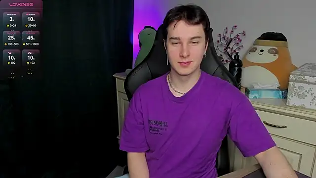 Snapshot of Vincent_Strong chatting on January 17, 2026, 8:40 am Vincent Strong online show from January 17, 2026, 8:40 am