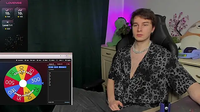 Vincent Strong online show from October 19, 2025, 9:45 am