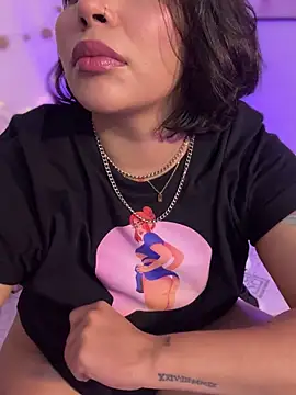 GigiiStone online show from March 20, 2025, 12:51 am