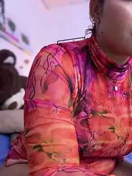 GigiiStone online show from February 11, 2025, 11:54 pm