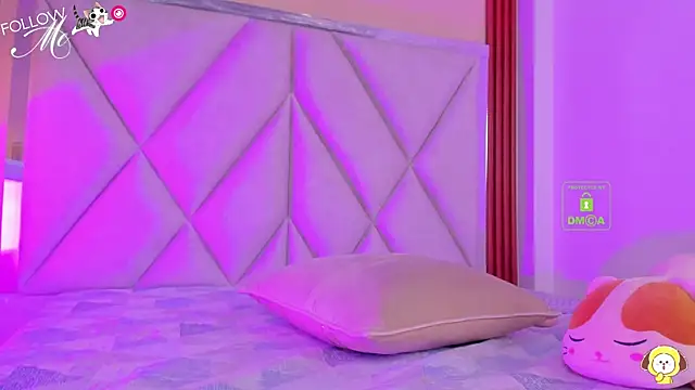 Happy tits online show from September 16, 2025, 7:04 pm