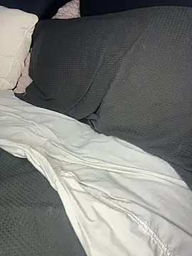 Snapshot of Gayginger86 chatting on December 16, 2025, 4:06 am Gayginger86 online show from December 16, 2025, 4:06 am