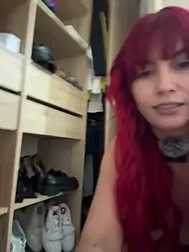 Snapshot of zafiro_mo0n chatting on March 19, 2025, 3:09 am zafiro mo0n online show from March 19, 2025, 3:09 am