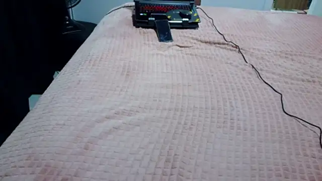 Snapshot of Kellynha_Sweet chatting on January 18, 2026, 4:38 am Kellynha Sweet online show from January 18, 2026, 4:38 am